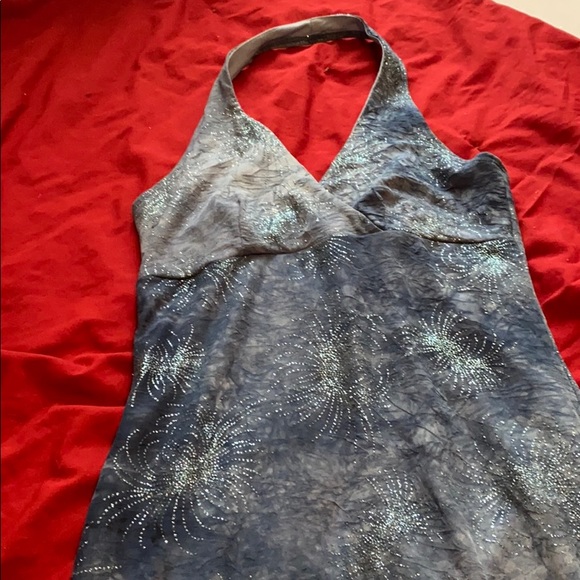 Sparkly blue dress - Picture 2 of 4